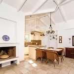Athina ヴィラ *