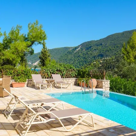 Athina Villa Agios Nikitas